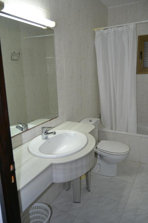 Apartamentos Isabel Playa Migjorn Exterior photo